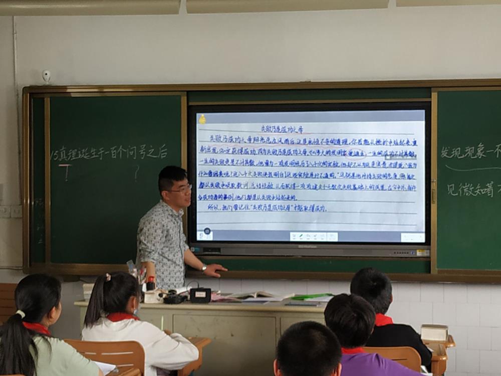 0cf60efa39cf4a36a9ac19e0571a68de.jpg