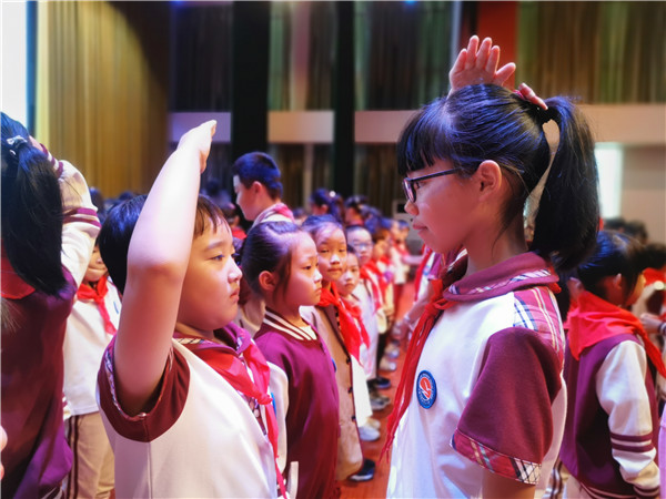 acdf18da19d44e79a41252913f8f77a6.jpg