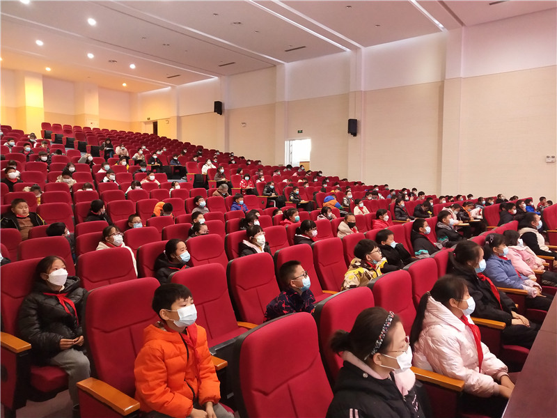 098e5189dc604eac874cc680de0eaeb4.jpg