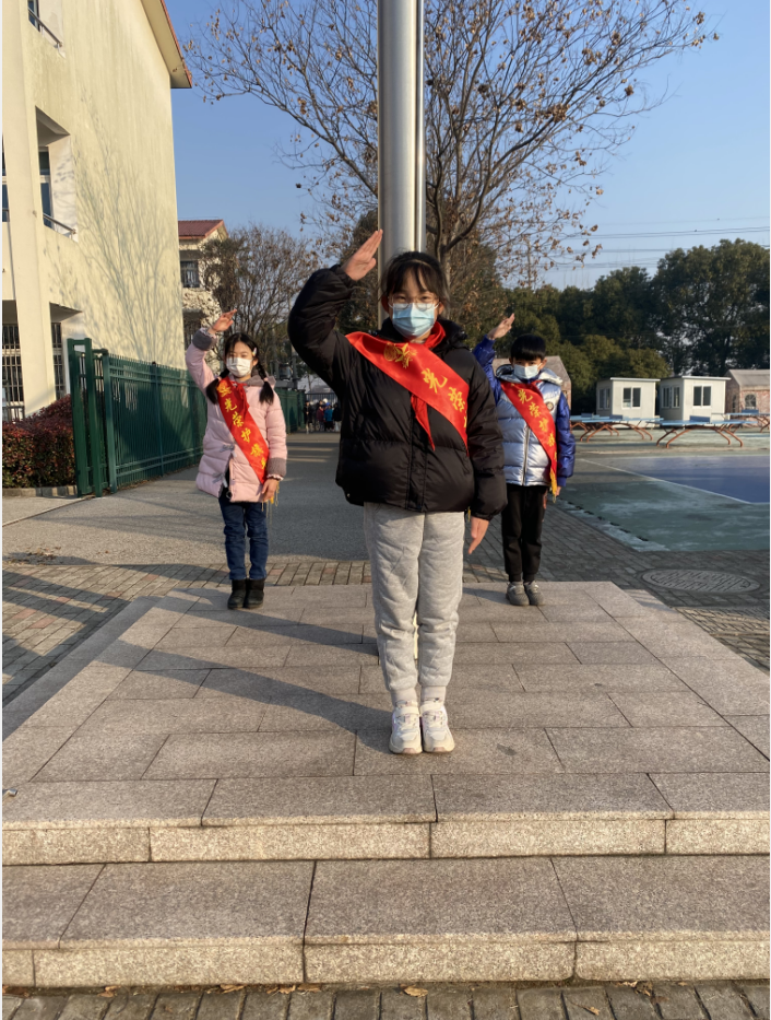 9b2101fce3b649bca4906f2cc5386356.png