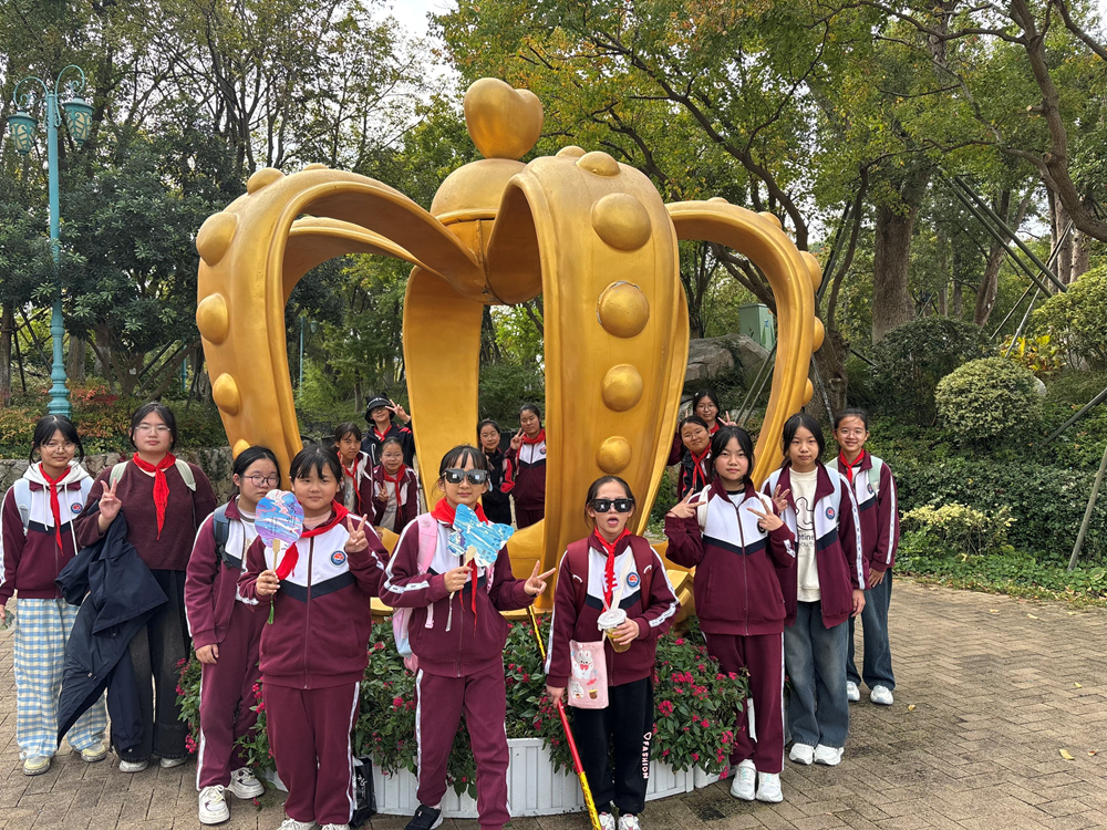 1e3254e5d9794613bcc9a2099cdcf144.png 1e3254e5d9794613bcc9a2099cdcf144.png