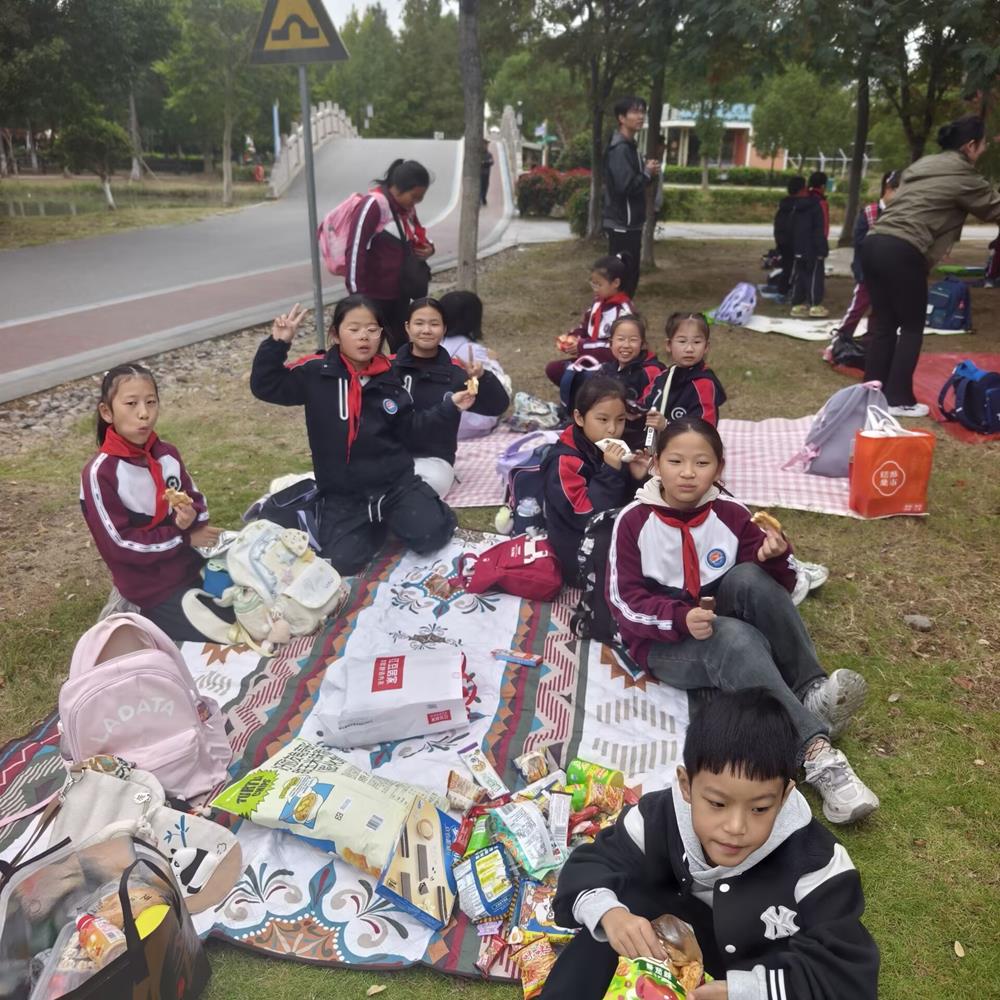 a5271ab9eb774194b98d34f02bcc9289.jpg a5271ab9eb774194b98d34f02bcc9289.jpg