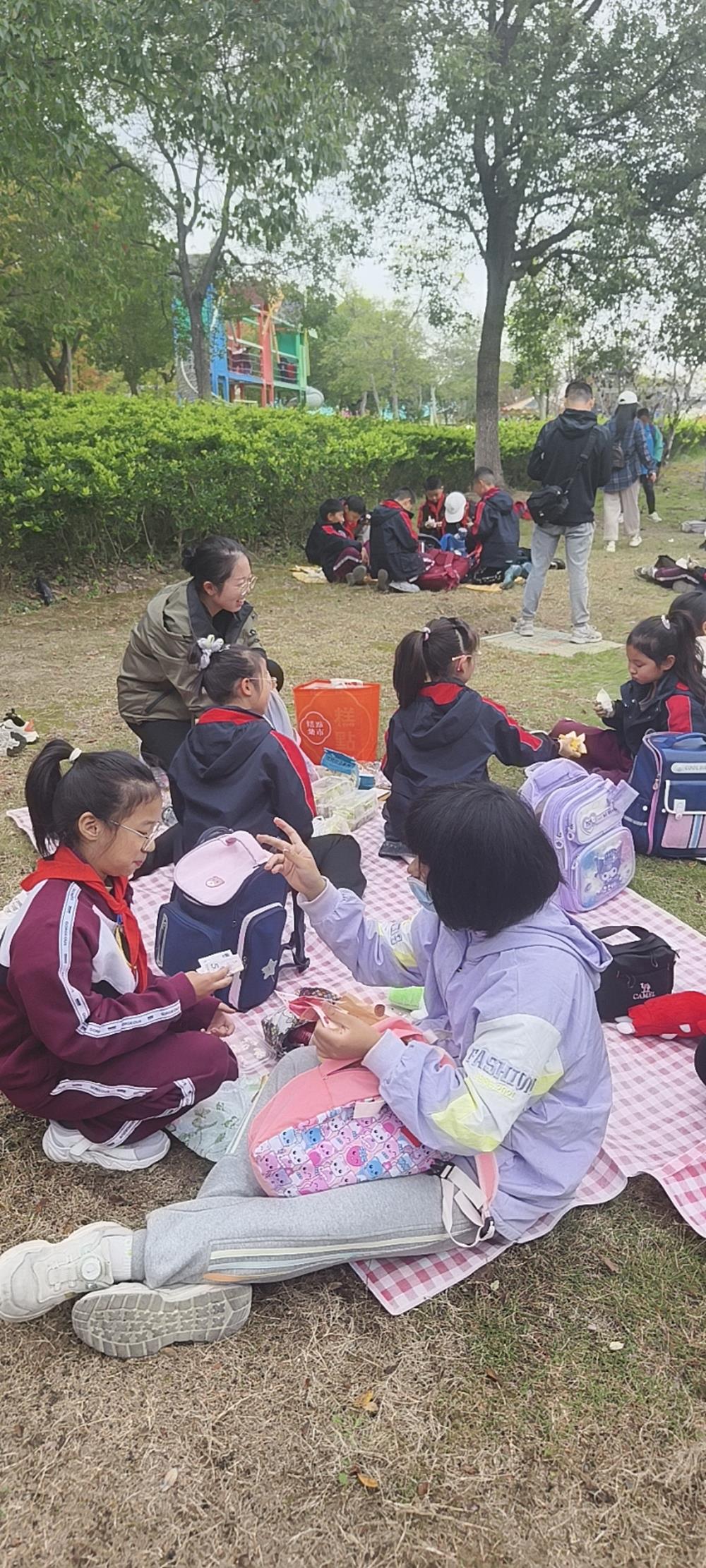 ea6c883074114f819b3304c280e911a0.jpg ea6c883074114f819b3304c280e911a0.jpg