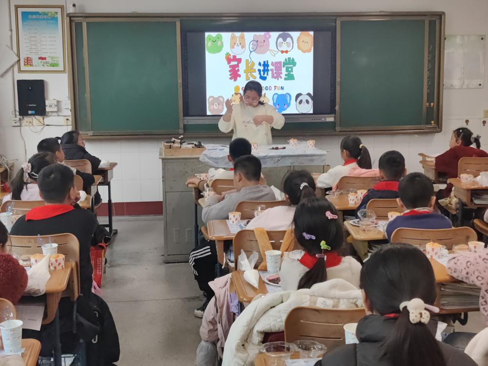 e6ef0e95d6e34ab586b884a8024ff5ae.jpg e6ef0e95d6e34ab586b884a8024ff5ae.jpg