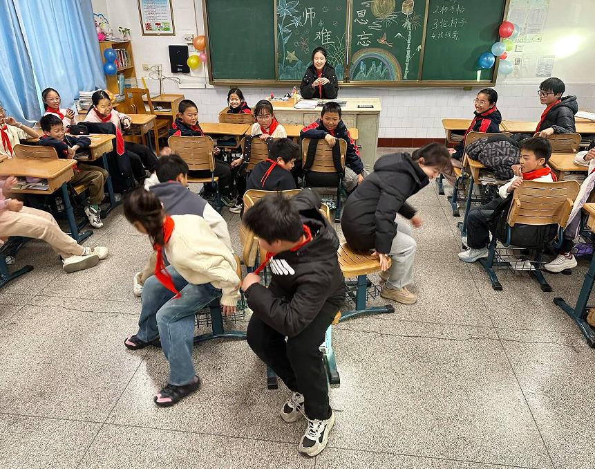 da7d30fdf88245cabf386e00675d5d02.png da7d30fdf88245cabf386e00675d5d02.png